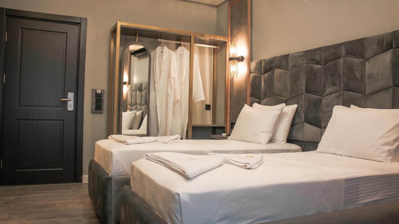 Talles City Hotel Izmir Exterior photo