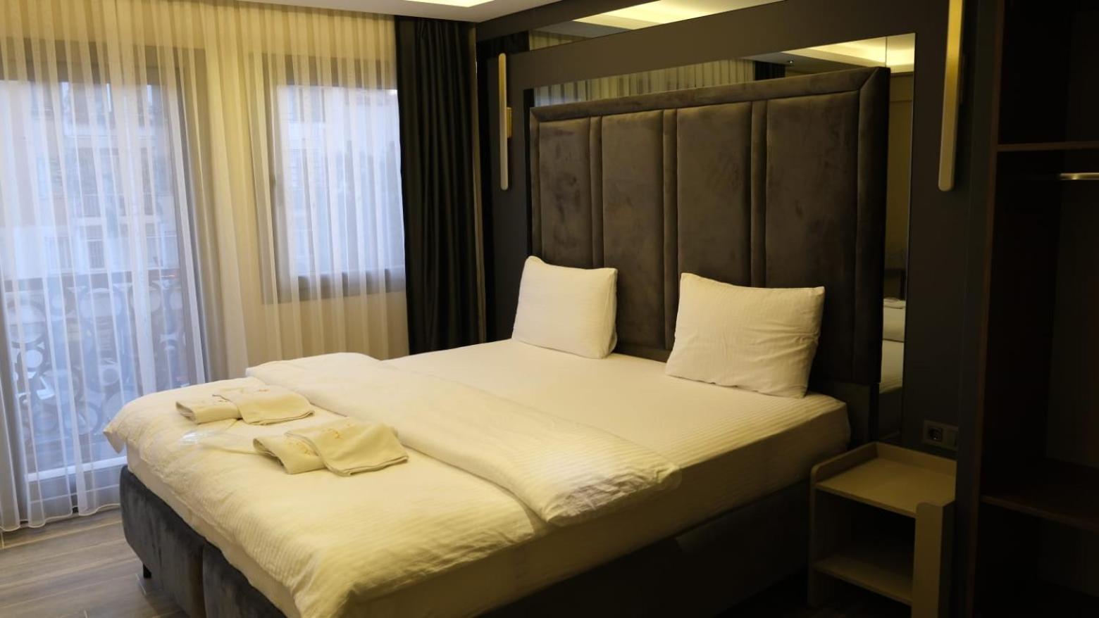 Talles City Hotel Izmir Exterior photo