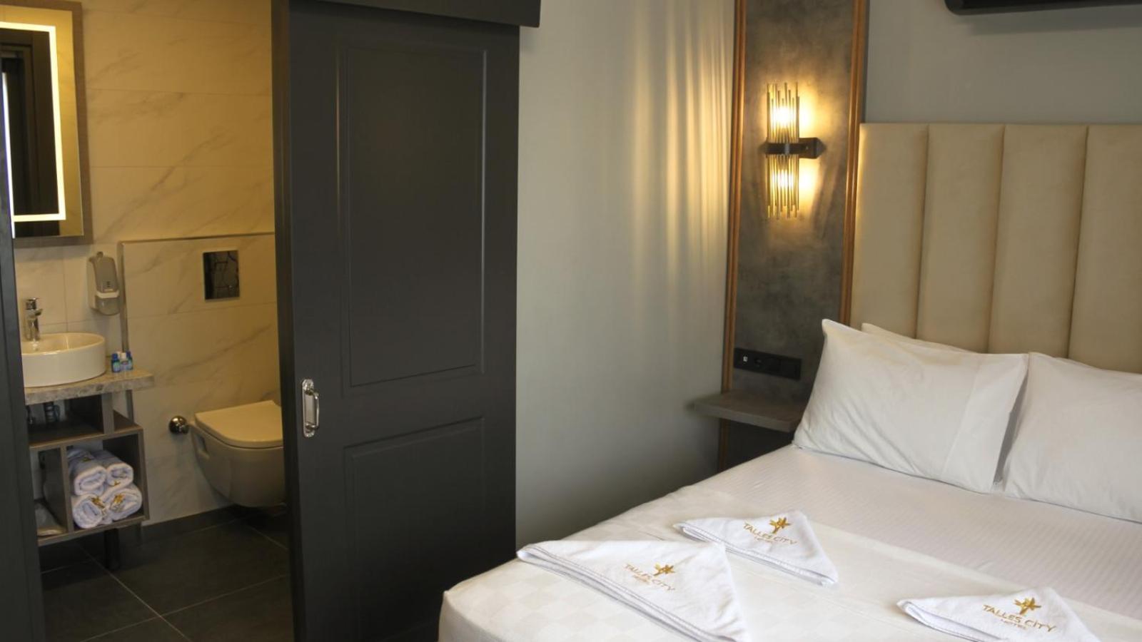 Talles City Hotel Izmir Exterior photo